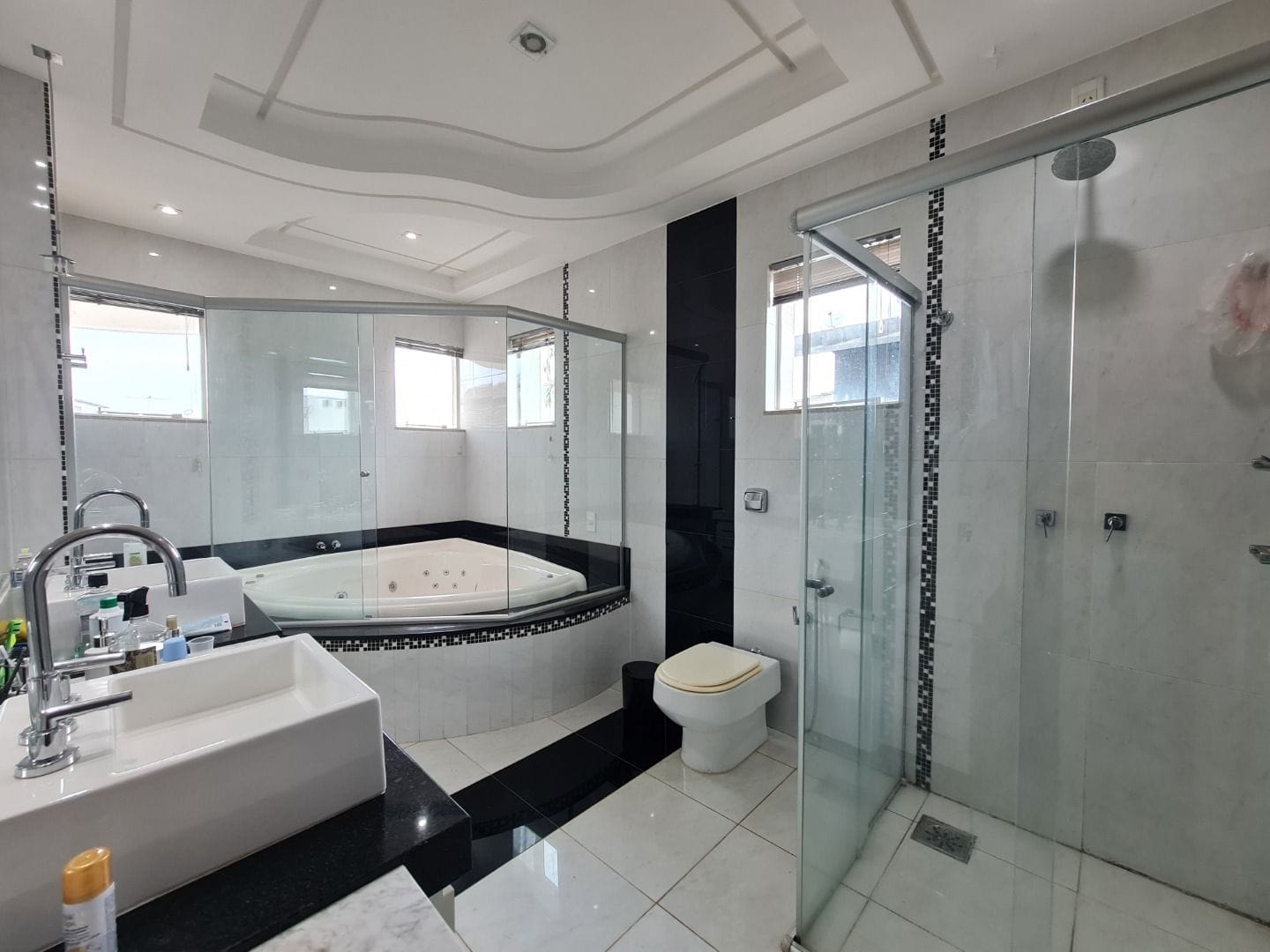 sobrado-com-5-dormitorios-390-m-venda-por-r-2-500-000-00-ou-aluguel-por-r-10-000-00-mes-cidade-vera-cruz-aparecida-de-goiania-go1678375850006pgedg